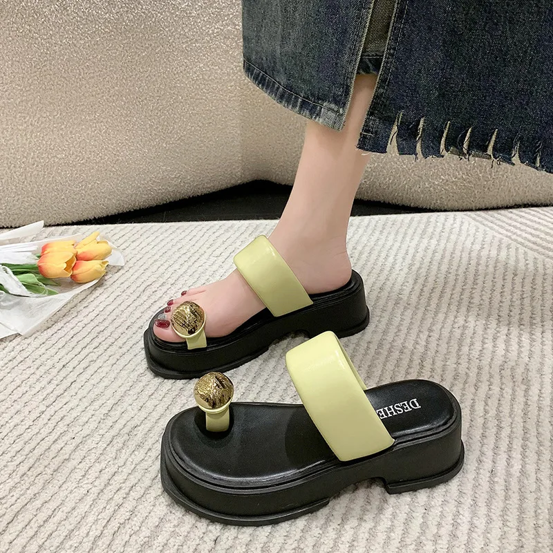 Summer Women Slippers Flats Platform Sandals Casual Shoes Designer Ladies PU Leather Slingback Flip Flops Soft Slides 2023 New