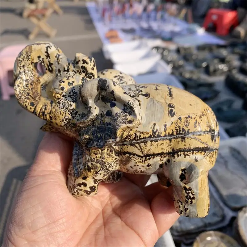 

Статуэтка слона из кристаллов