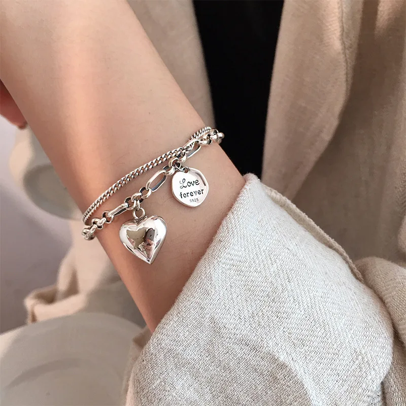 

Kiss Jewelry Double Layers Charms Bracelet Women Y2K Heart Round Wafer Letter Pendant Bracelets Hip Hop Valentine's Day Gift