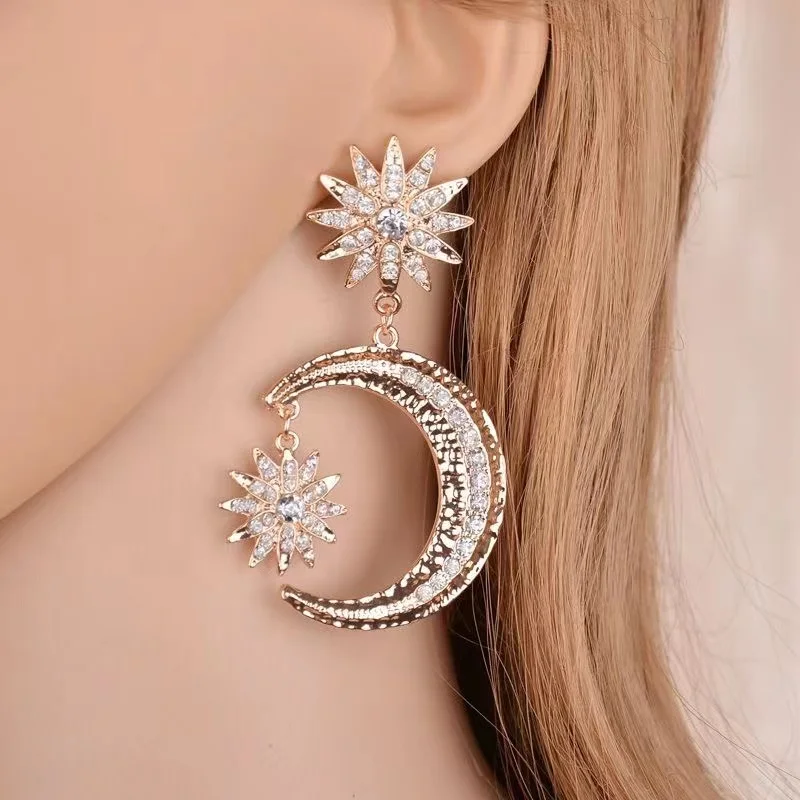 

Europe and the United States fashion foreign trade jewelry, female personality simple diamond-encrusted small sun big moon earri