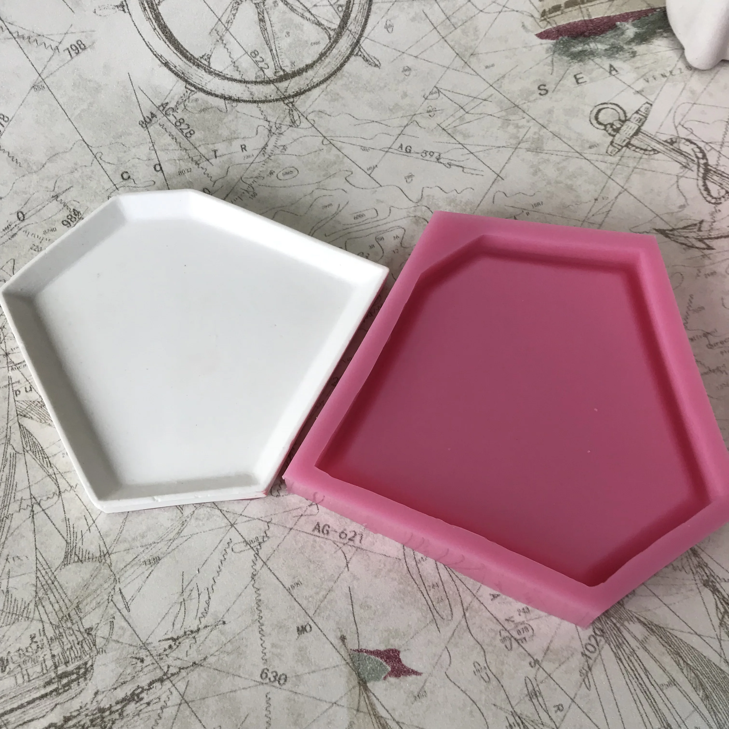 

Creative Cake Chocolate Tray Holder Mold DIY 3D Plaster Resin Craft Cement Flower Pot Tray Silicone Molds