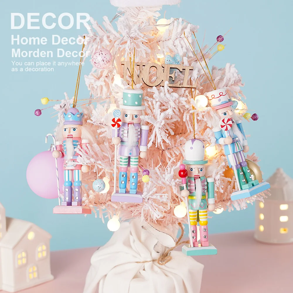 

Деревянные Щелкунчики, набор из 4 штук