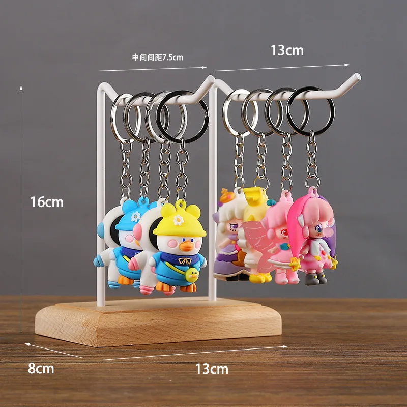 

Деревянная подставка для сережек