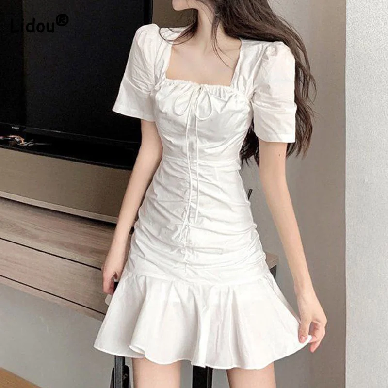 Купи Women Spring Summer A-line Skirt Square Collar Pleated Patchwork Ruffles Short Sleeve Fish Tail Wraps Buttocks White Short Dress за 974 рублей в магазине AliExpress