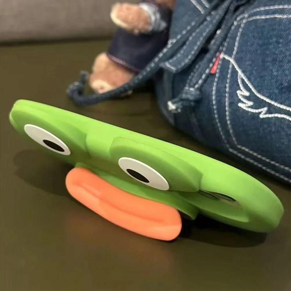 

For IPhone 14 Pro INS Korean Creative Sausage Mouth Frog Stand Cute Niche Phone Case for IPhone 14 13 11 12 Pro Cover