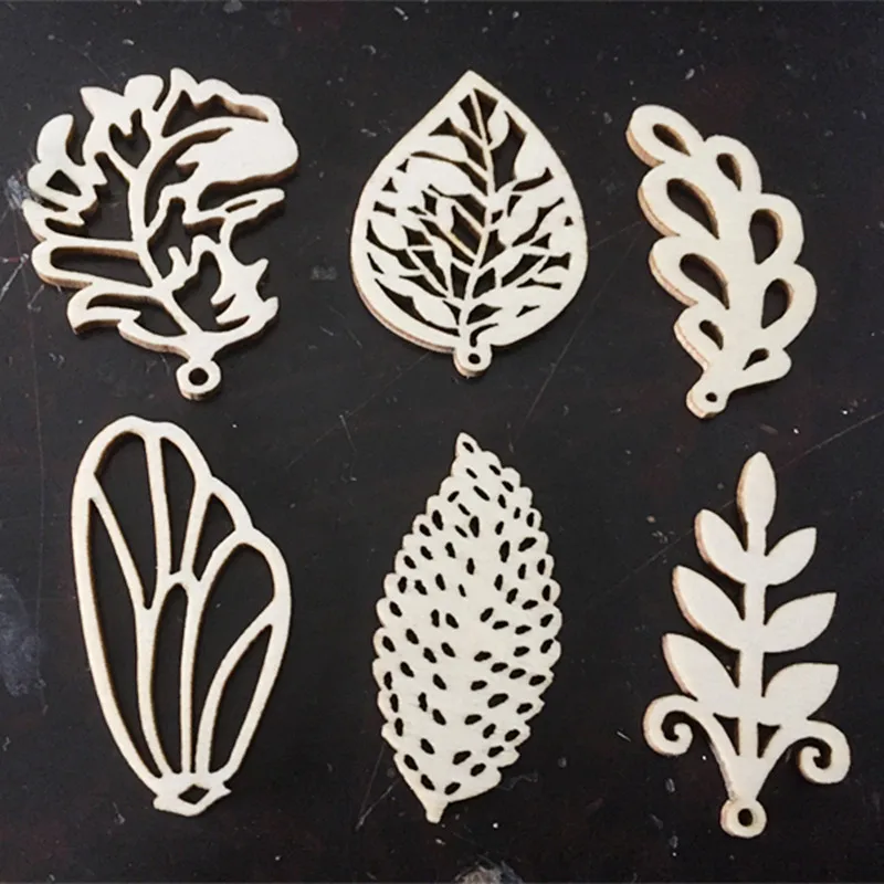

30Pcs 5cmDIY Hollow Leaves Wood Chips, Non-porous Patches, Children's Collage Materials, Handmade Album Bookmarks