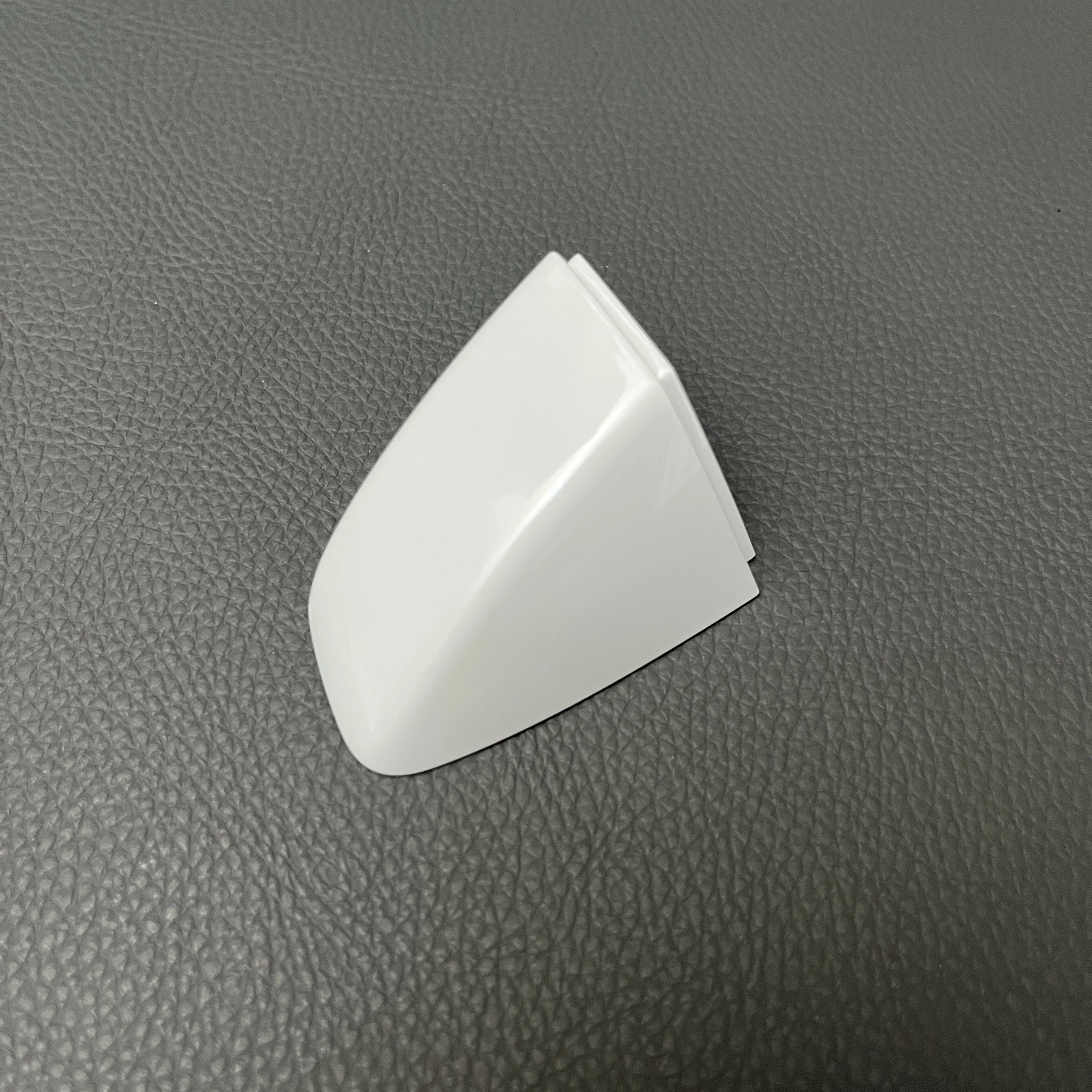 

Автоматическая левая дверная ручка с левым рулем, крышка замка для VW Golf MK7 2013-2018 T-Roc Arteon Skoda Octavia 3 Golf 7 GTD GTE 5GG 837879