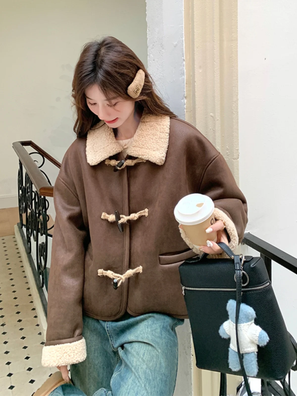 Меховая интегрированная верхняя одежда из овечьей шерсти оленьей кожи женская