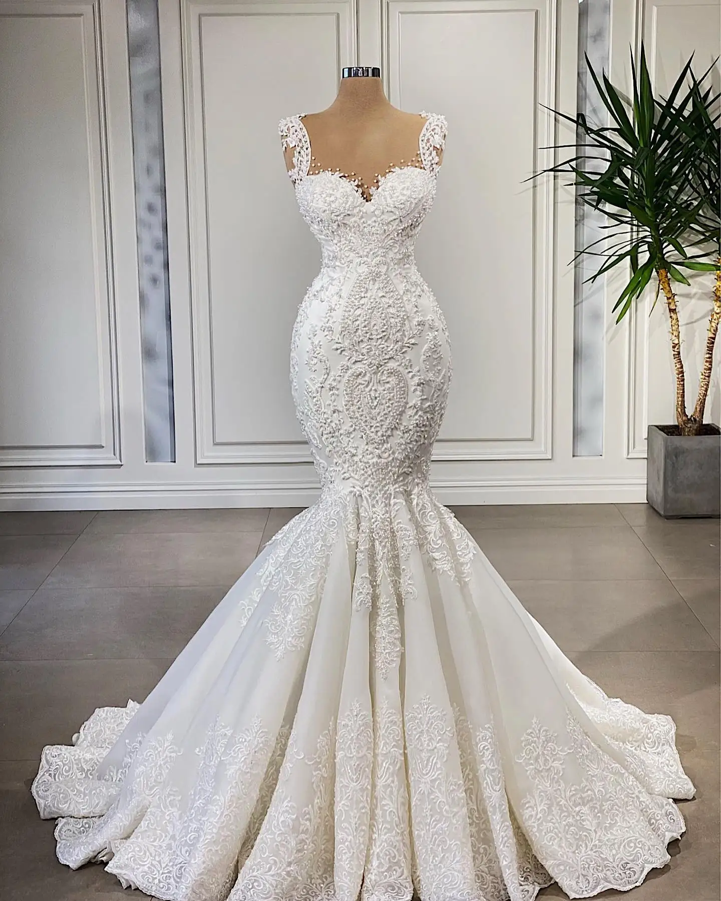 White Formal Mermaid Wedding Dresses Sweetheart Sleeveless Evening Bridal Gowns Custom Made Sweep Train Elegant Robe De Mariée