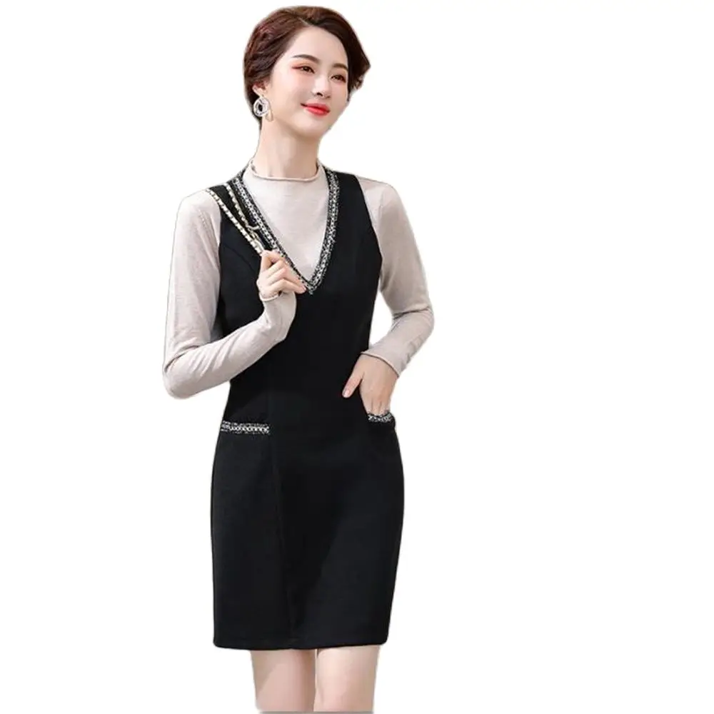 

French V-neck Pullover Dress for Women Elegant and Minimalism Dresses Monochrome New Fashion Spring 2024