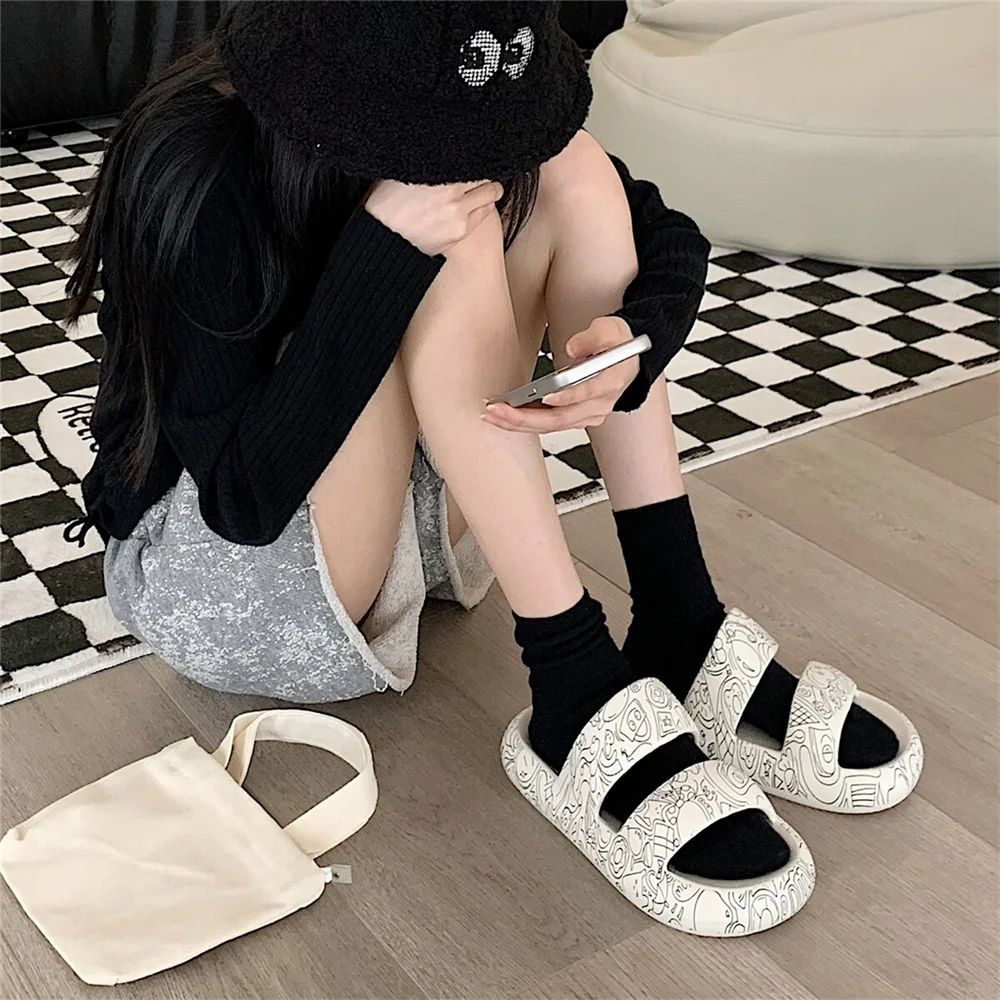 2023New Summer Creative Graffiti Couple Street Style Indoor Adult Sandals Thick Bottom Deodorant Non-slip Beach Outdoor Slippers