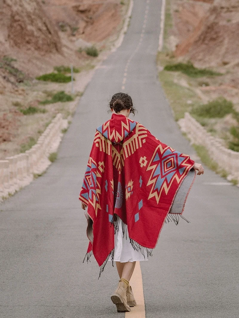 

Tibet Qinghai Travel Shawl Ethnic Style Cloak Thickened Warm Autumn and Winter Tassel Scarf Grassland Desert Large Cape