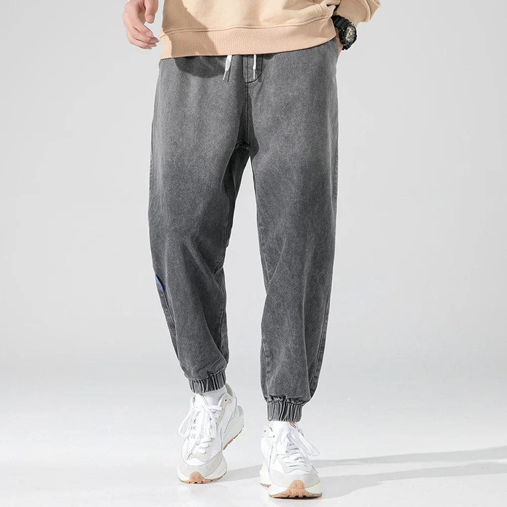 Covrlge Gradient Jeans Men Spring Summer Trend Casual Pants for Men Fit Brand Pendant Tooling Loose Long Pants Streetwear MKN007