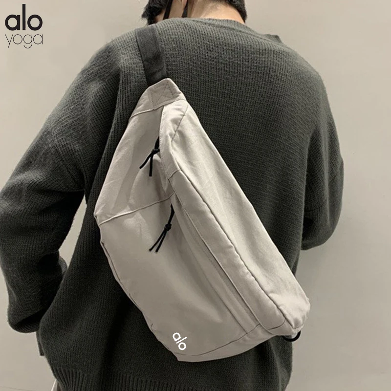 

ALO Yoga Men's Crossbody Bag Fashionable and Personalized Large Capacity Street Chest Bag Sports Travel Crossbody Bag