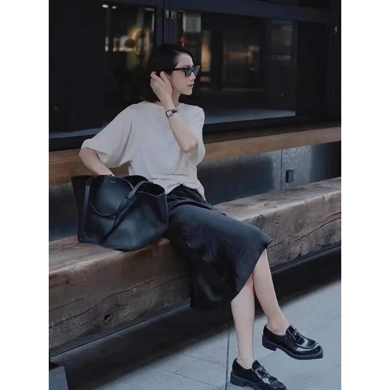 Soft Leather Retro Fashion Tote Bag Simple Large Capacity Casual Portable Shoulder Bag for Women 2023 Summer New