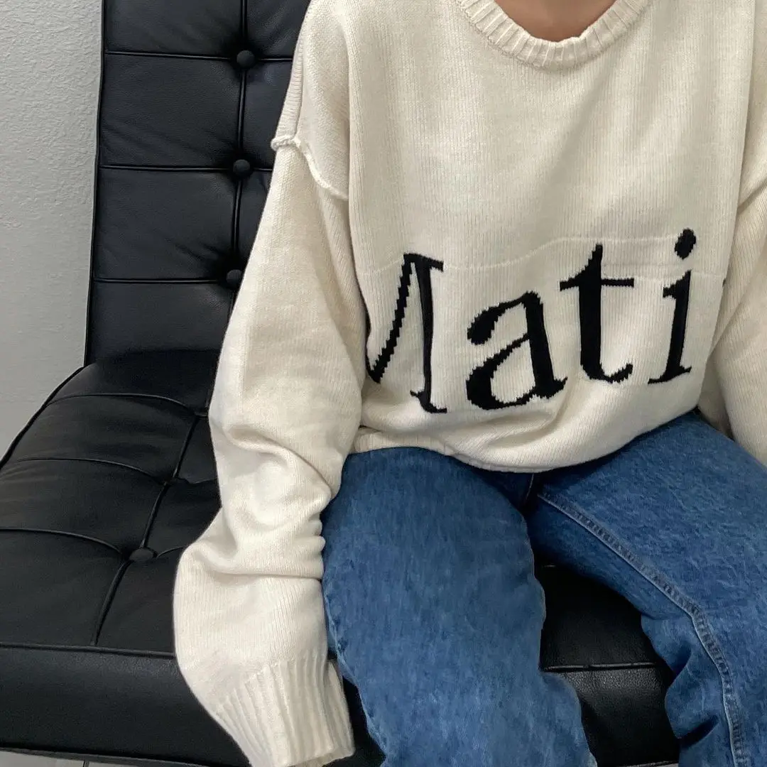 

Matin Kim College style minimalist monogrammed crew neck loose knit jumper sweater women