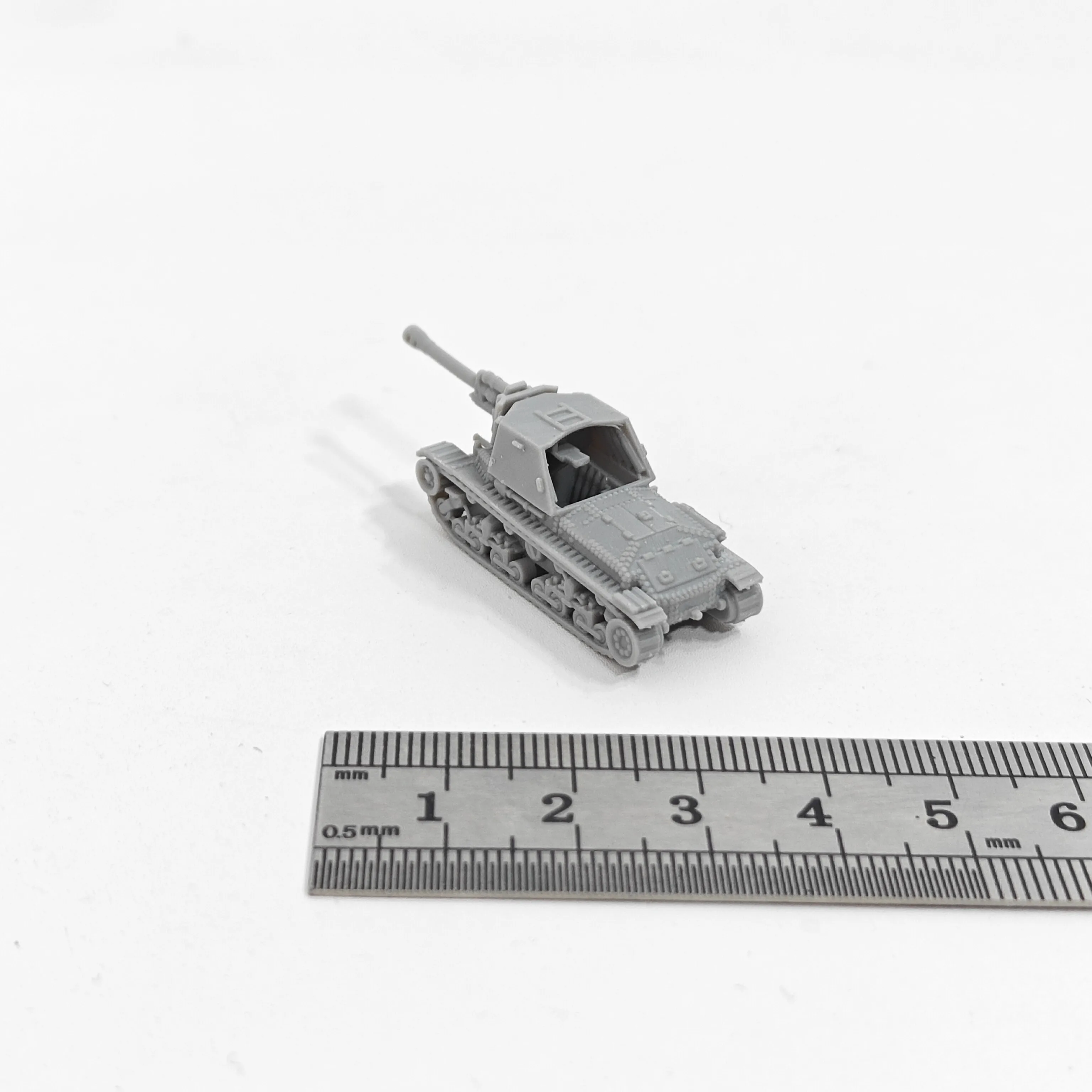 Фото Охотник за легким танком Romanian Tacam R2, наборы моделей масштаба 1/144 №2