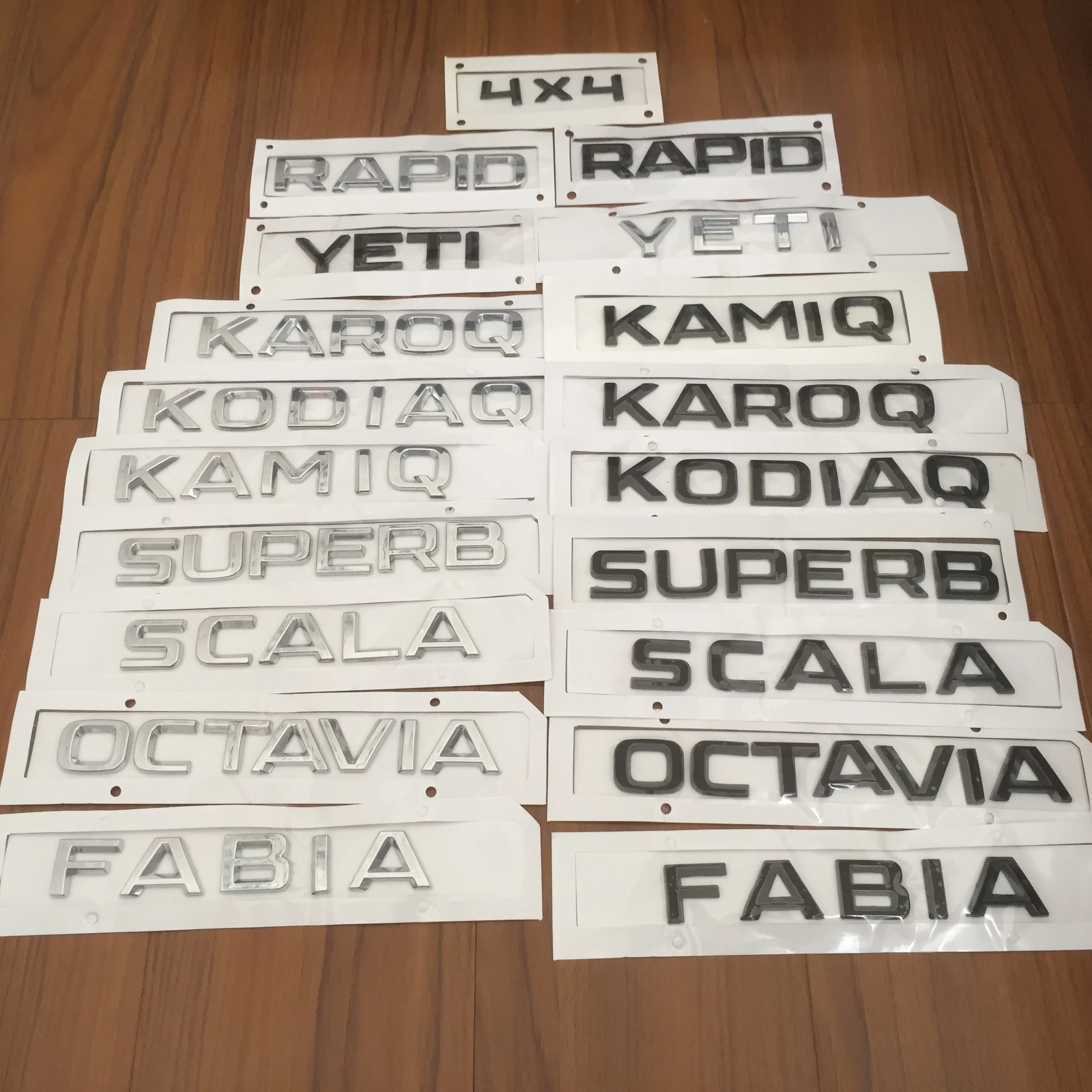 

1pcsABS automobile letter luggage applique badge for Octavia Superrapid Fabia Kamiq Karoq Kodiaq Yeti Scala 4x4 sticker applique