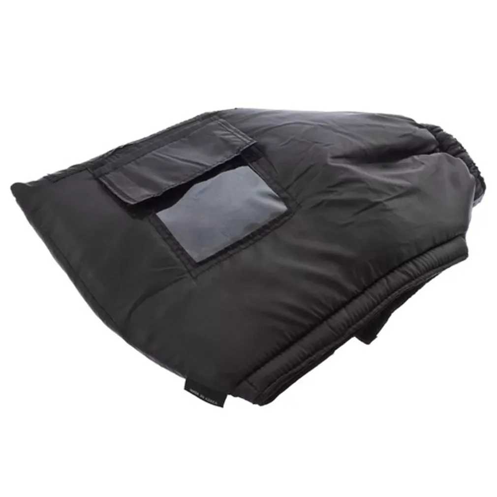 

Protector Cover prevent a slight rain immersed in the bag