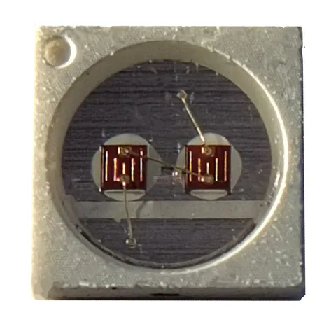 100 шт./лот 1 Вт Светодиодный диодный излучатель высокой мощности, чип SMD 3030, 3 вольта, мА, лм, красный, синий, белый, зеленый, yeloww