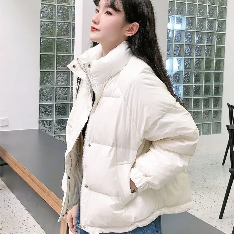 White Down Jacket Female Short Paragraph 2022 New Winter Korean Version of Small White Duck Down Students Bread Clothes