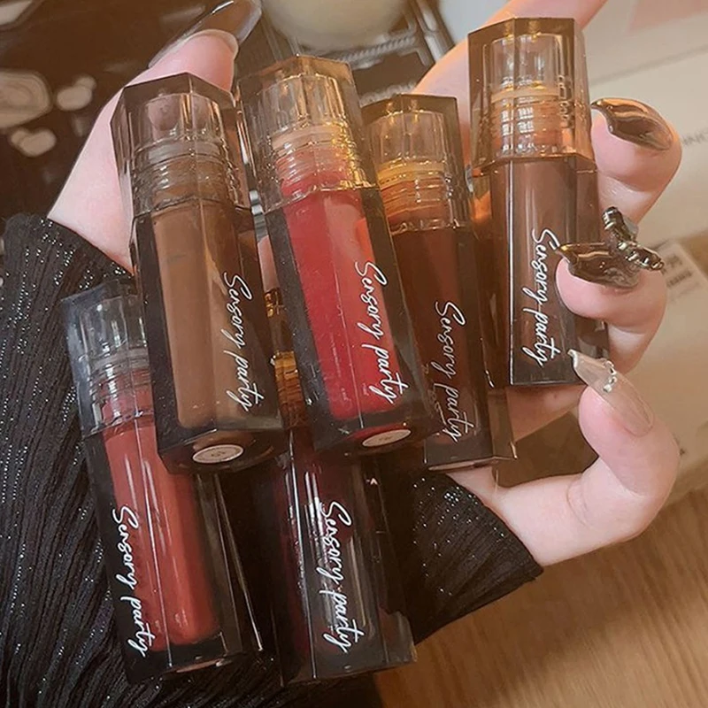 Бархатная помада не выцветает водостойкая и тускнеющая губная с глянцевым