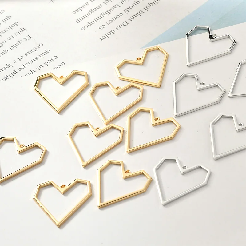 Простые геометрические подвесные круглые серьги в форме сердца сделай сам