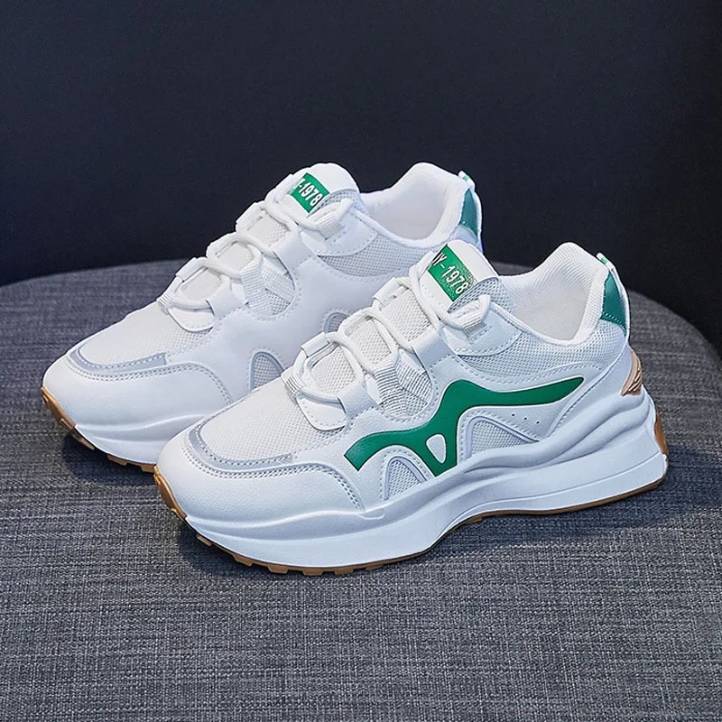 

Женская обувь, дышащие кроссовки из сетчатого материала, осень 2023, повседневная спортивная обувь для бега, модная спортивная обувь в полоск...