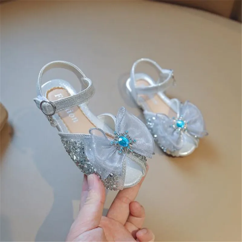 

Girls Sandals Summer New Korean Sequin Bow Children's Princess Sandals Little Kids Fish mouth Soft bottom Non Slip beach sandals