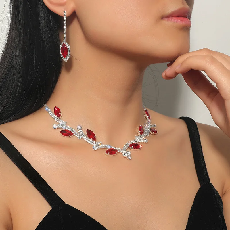 

New Fancy Color Crystal Inlaid Rhinestone Bridal WeddingSet High-end Necklace Earrings 2 Two-piece Jewelry Korean fashion