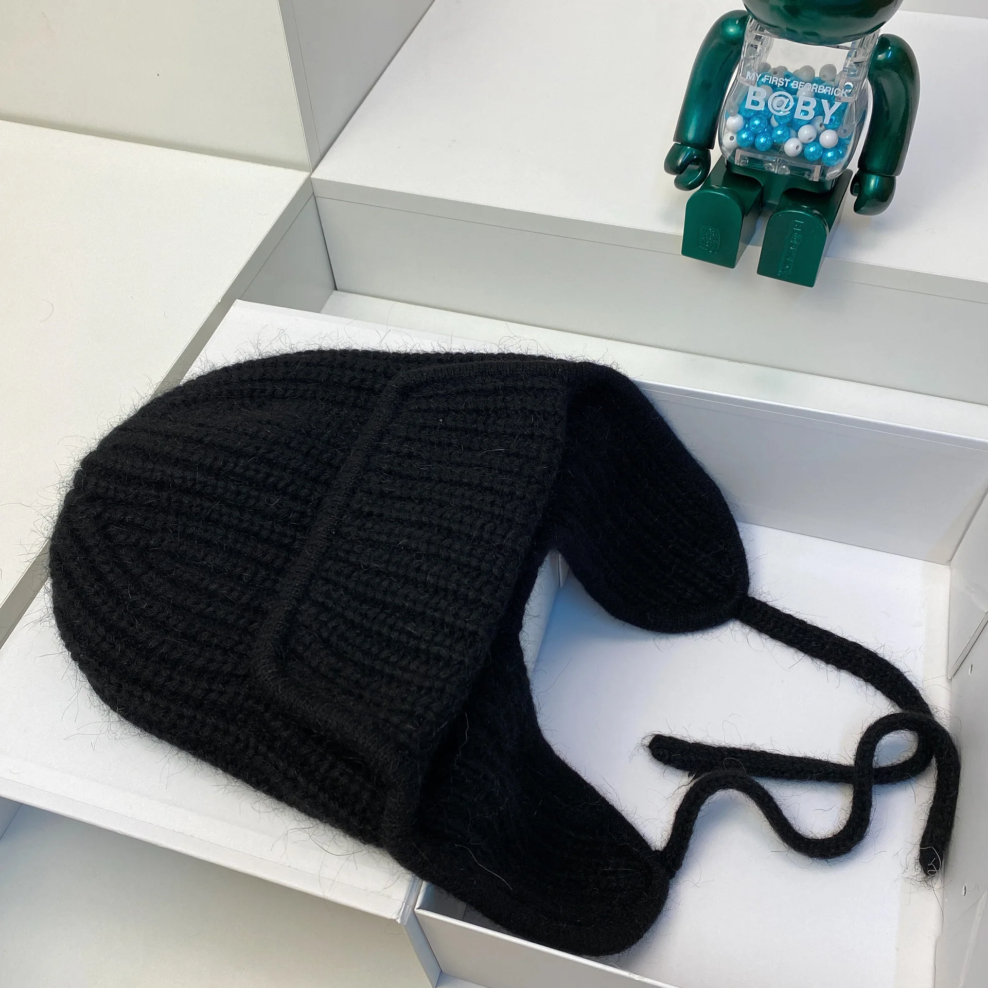 

Add velvet padded rabbit hair knitted hat to keep warm in winter, ear cap