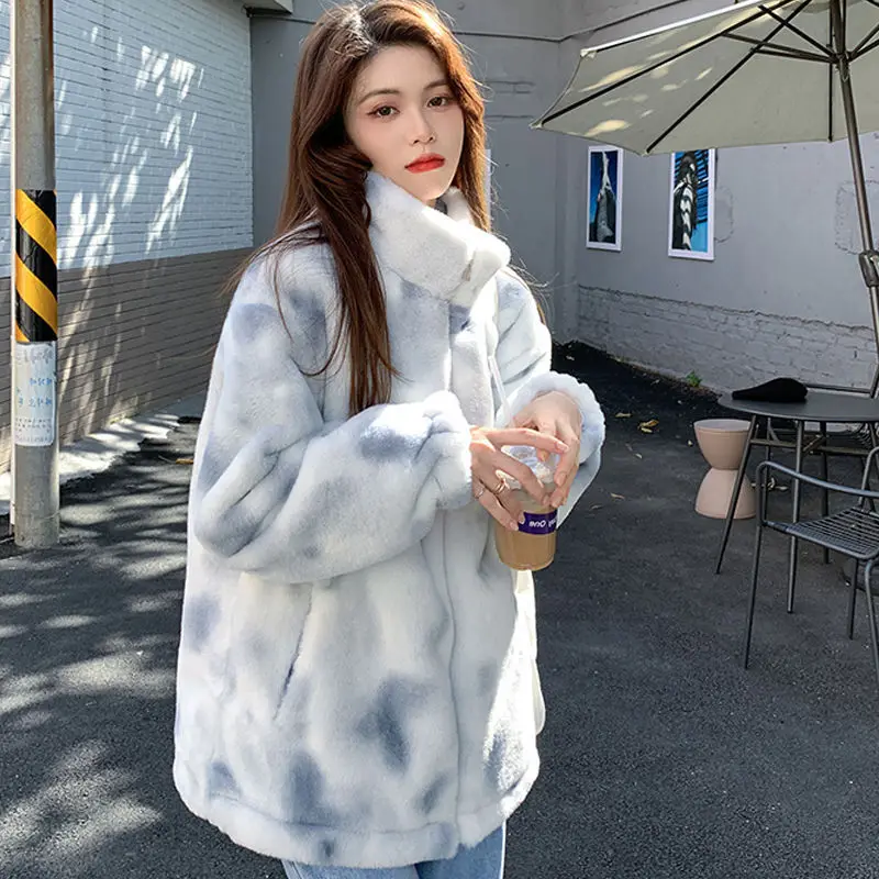 2022 New rabbit like plush coat Women's fashion ins Autumn and winter plush thickened loose furry fur like cotton suit