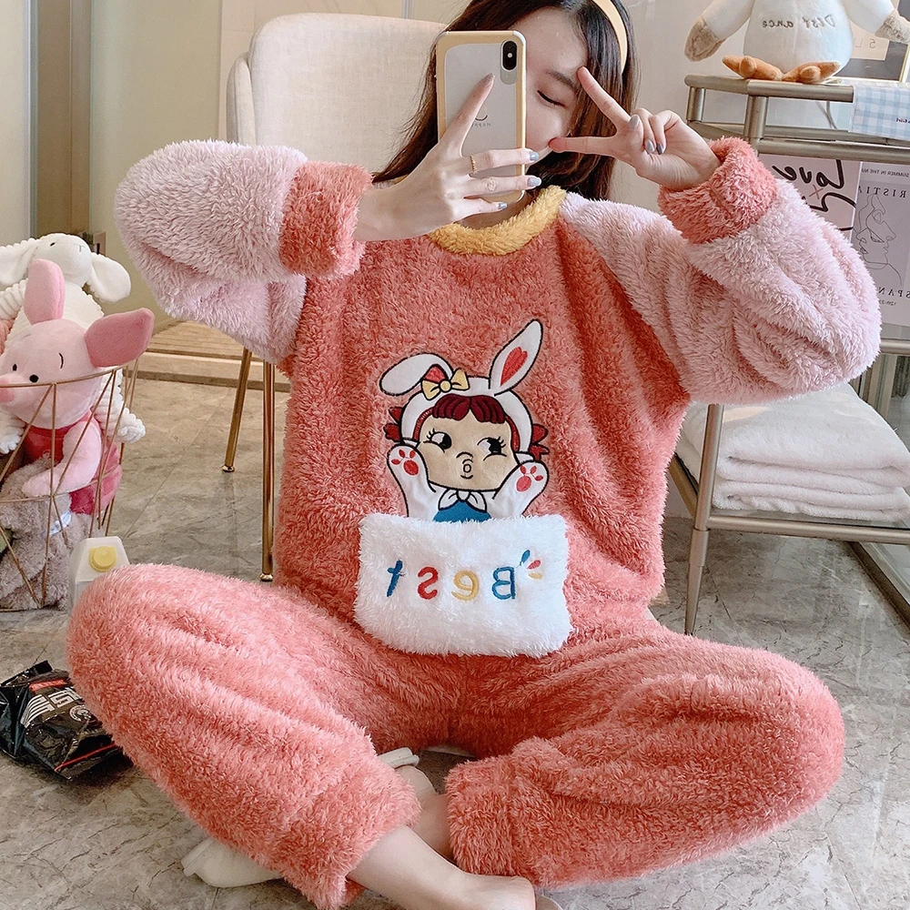 2022 Winter Flannel Pyjamas Women Kawaii Cartoon Long Sleeve Warm Sleepwear Cute Embroidery Pajamas Two Pieces Suit Homewear