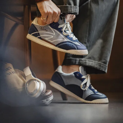 Мужские дышащие кроссовки Maden, лоскутный сетчатый синтетический верх с мягкой подошвой, легкие кроссовки на шнуровке для бега