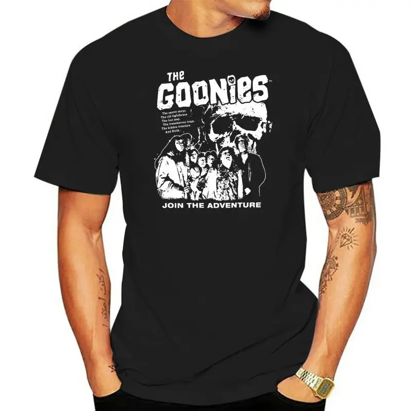 Goonies Cast Men's T-Shirt Movie Poster Art Tee New Arrival Male Tees Casual Boy T Shirt Tops Discounts Top Plus Size