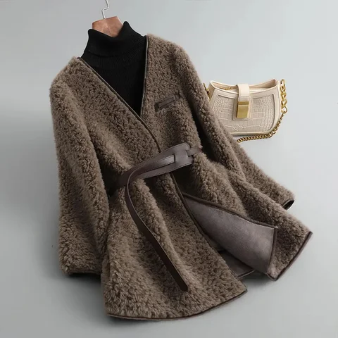 Новинка 2023, зимнее шерстяное пальто с V-образным вырезом, женское меховое пальто средней длины, модное пальто, верхняя одежда, свободные коричневые шерстяные пальто для женщин