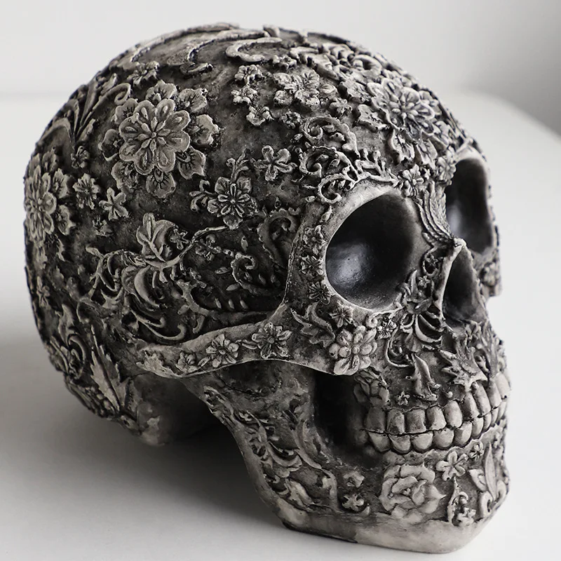 

Personalized Black Skull Halloween Creative Resin Statue Home Decor Horror Sculpture Crafts Desktop Living Room Decoration Gift