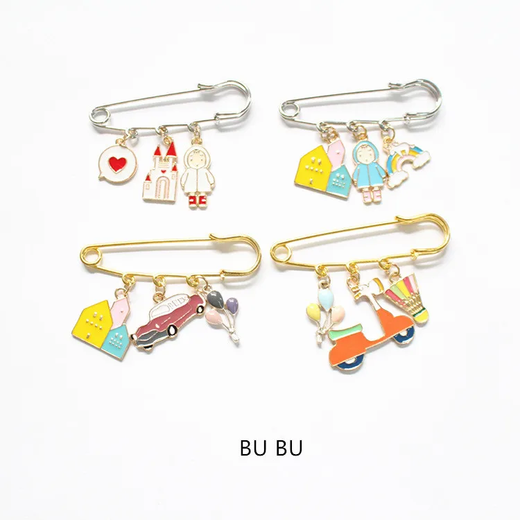 2PCS Cute tide brooch creative castle balloon cartoon character shape simple temperament classic car unique exquisite pin |