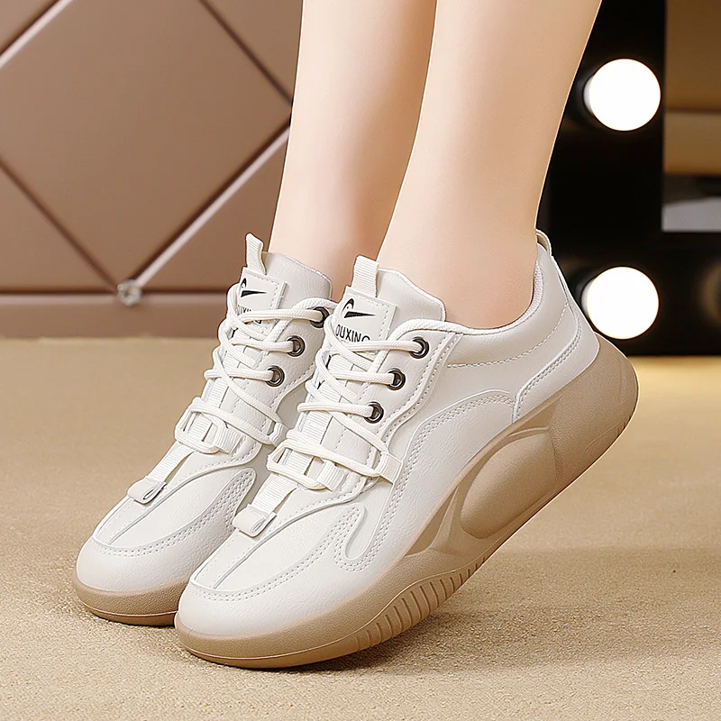 Кроссовки женские из экокожи удобная повседневная прогулочная обувь модные