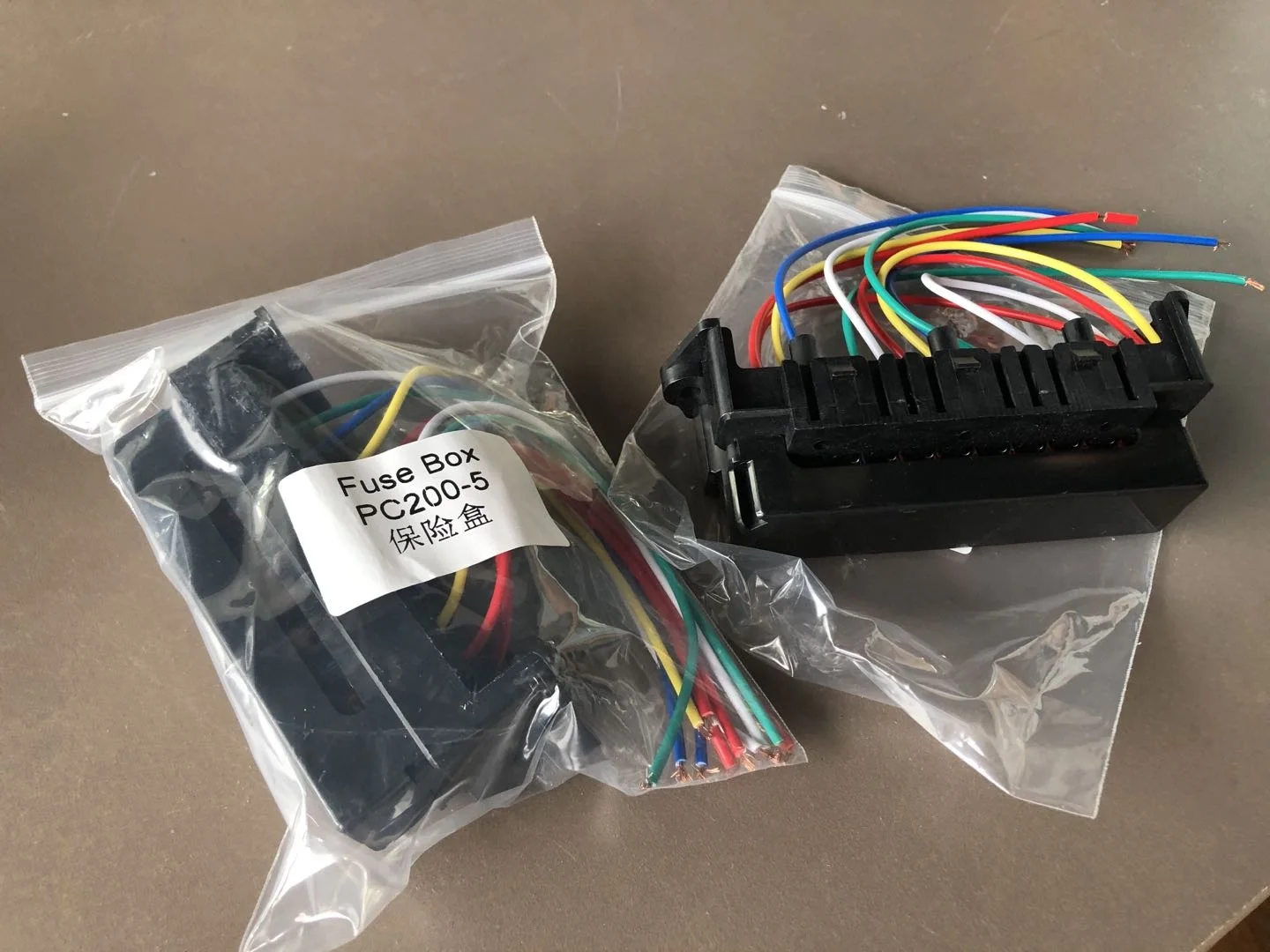 PC200-5 PC300-5 Фиксаторная коробка Проводной комплект кабеля СБОРКА для экскаватора Комацу Запасные части для ремонта и замены строительной техники.