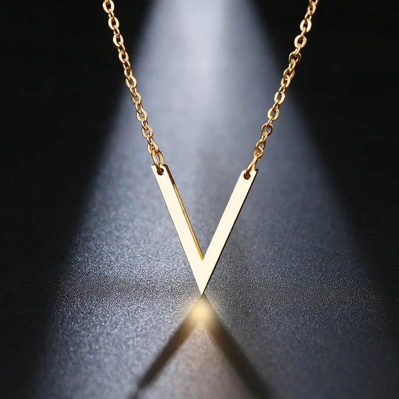 

Women Lover's Simple V Pendant Necklace Engagement Jewelry