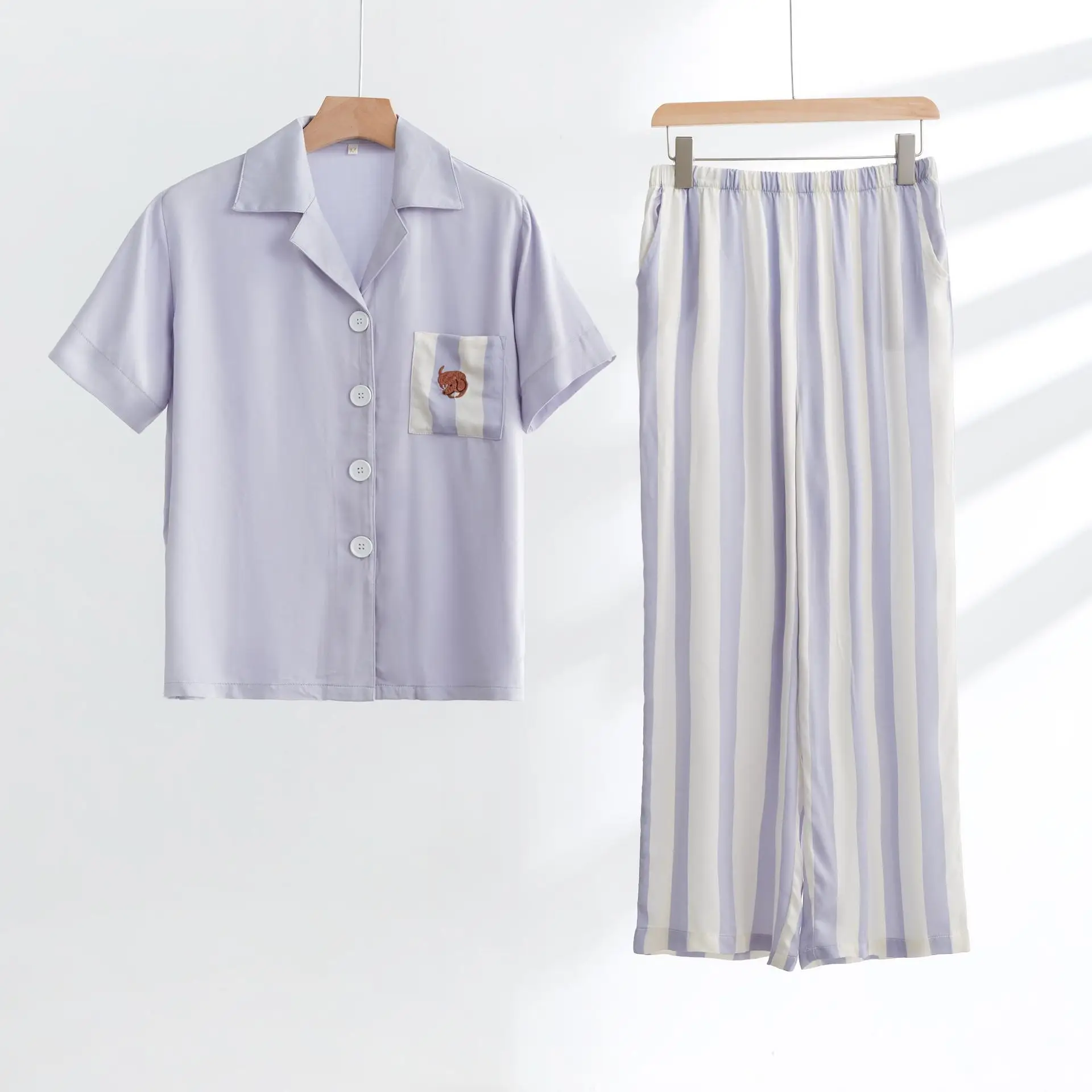 

Женский атласный кардиган из двух предметов, летняя Пижама с коротким рукавом, повседневные длинные брюки в полоску, новинка 2023