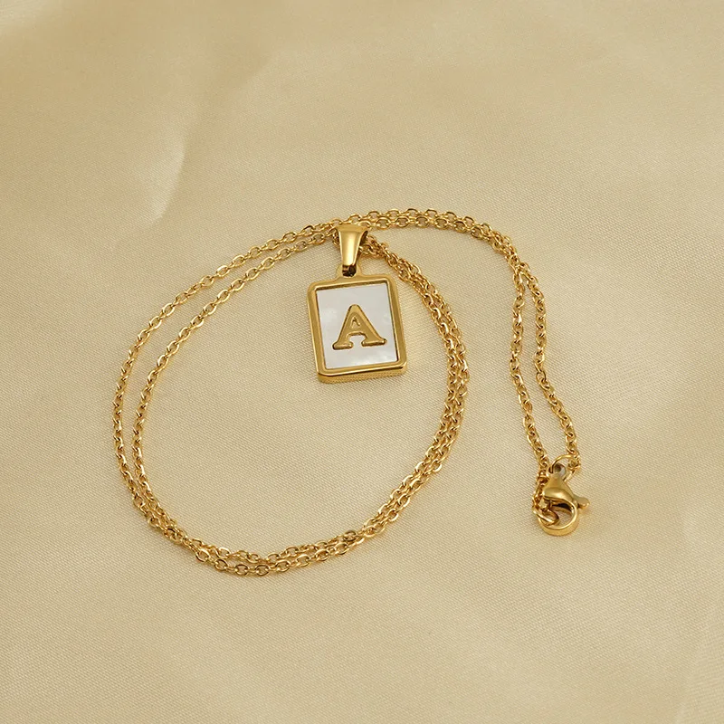 Personalized Square Shell Letter Necklace for Women Gold Stainless Steel Custom Name Initials Pendant Necklace Jewelry Wholesale