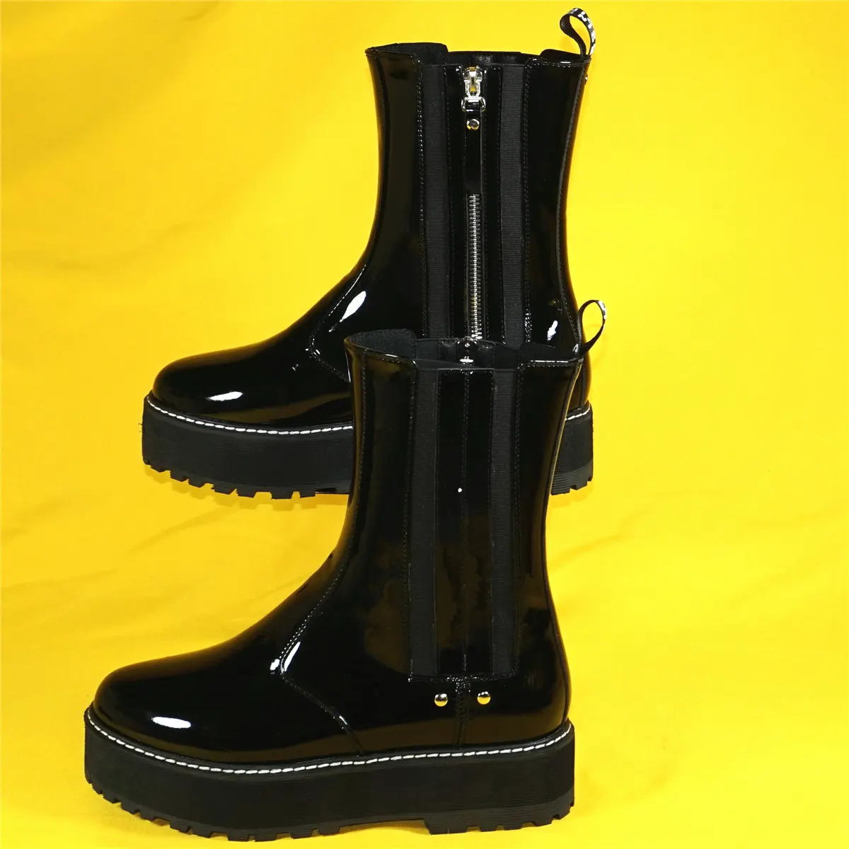 Winter Warm Platform Pumps Shoes Women Black Patent Leather Ankle Boots Female High Top Round Toe Fashion Sneakers Casual Shoes