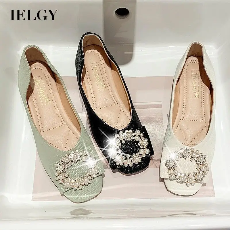 

IELGY women's fashion flat shoes shallow mouth square toe soft leather