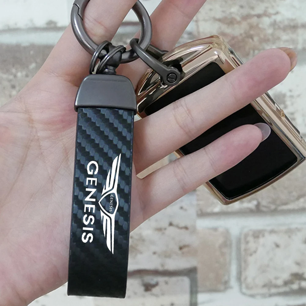 

Car Keychain Ring Carbon Fiber Metal Keychain Horseshoe Buckle for Hyundai Genesis Coupe G80 G70 GV80 BH GH Logo Key chain