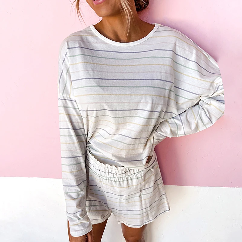 

Футболка женская с круглым вырезом и длинным рукавом, Модный повседневный белый топ с принтом в полоску, шорты с эластичным поясом, домашняя...