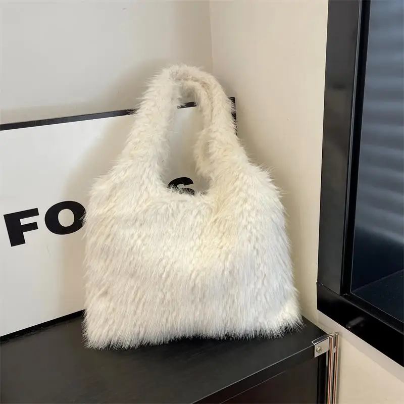 Женская плюшевая сумка через плечо большая вместительная модная меховая