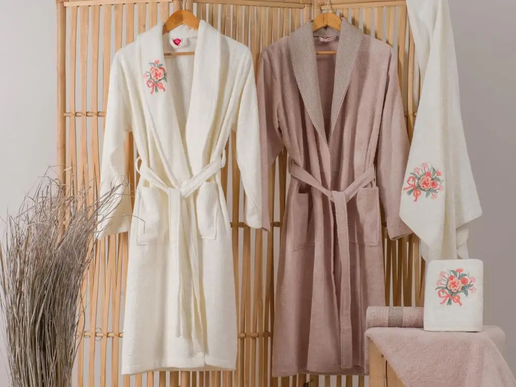

Cottonbox Bamboo 3D Embroidered Family Robe Set Lenora Ecru Cappucino