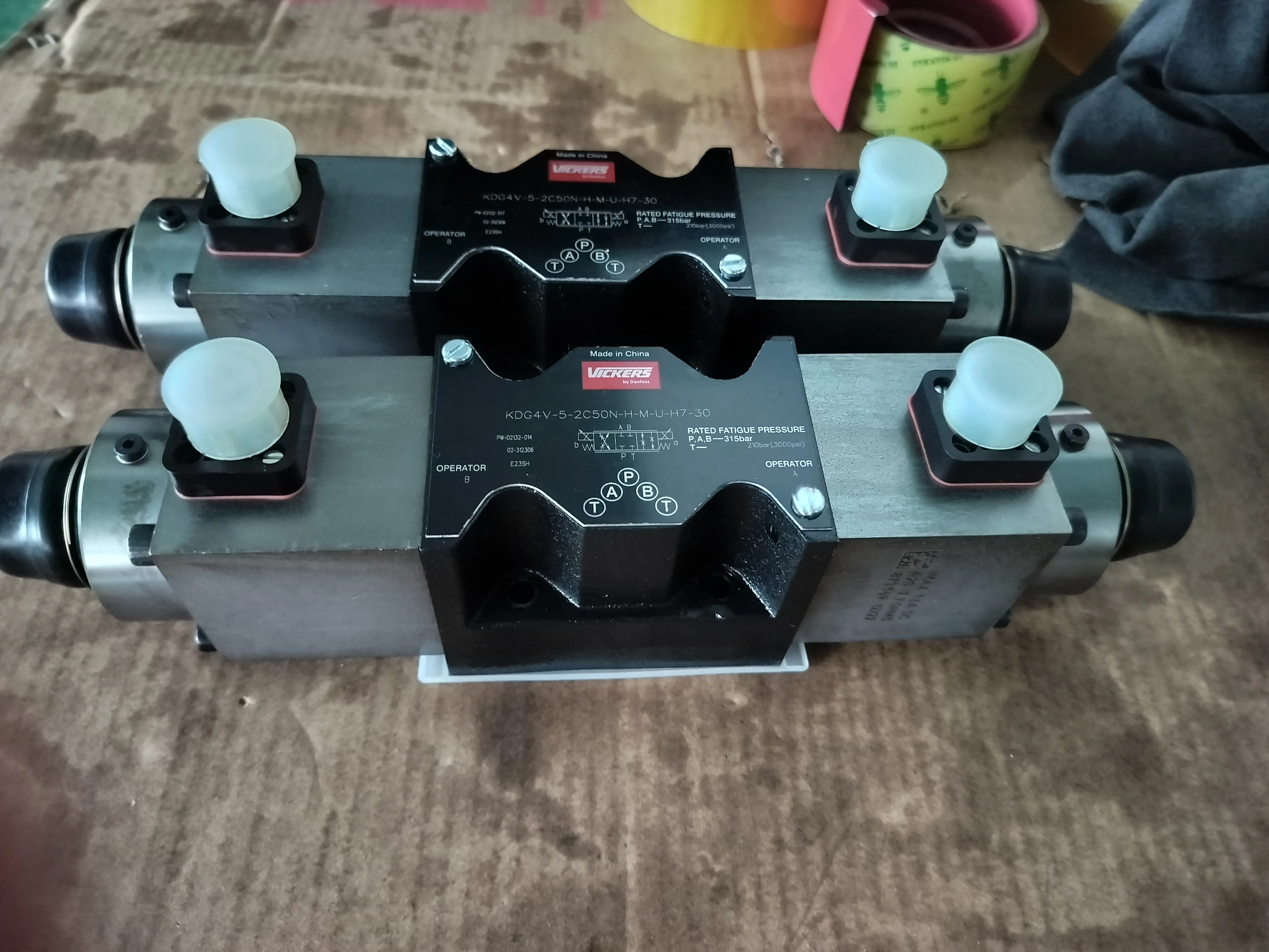 Фотомагнитный регулирующий гидравлический клапан KDG4V KTG4V KFDG KBFDG4V